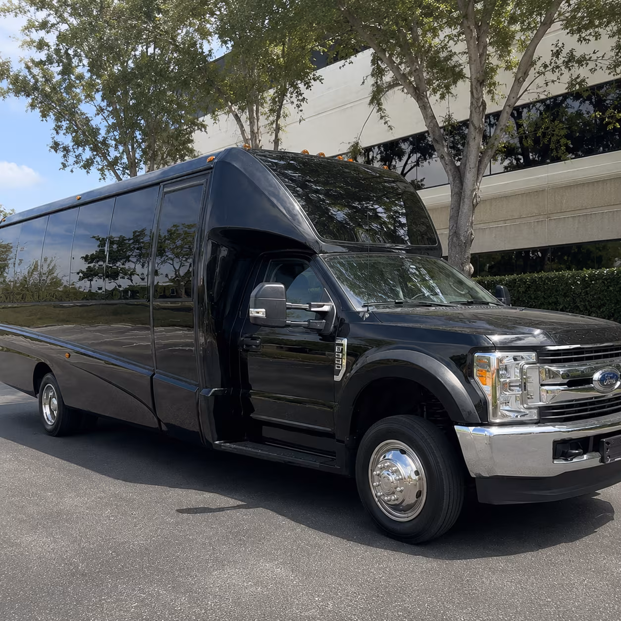 Silver Spring Winery Tour & Pub Crawl Transportation